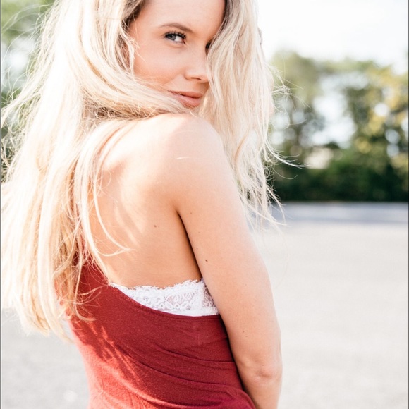 Meet your Posher, Brittney - Picture 6 of 6